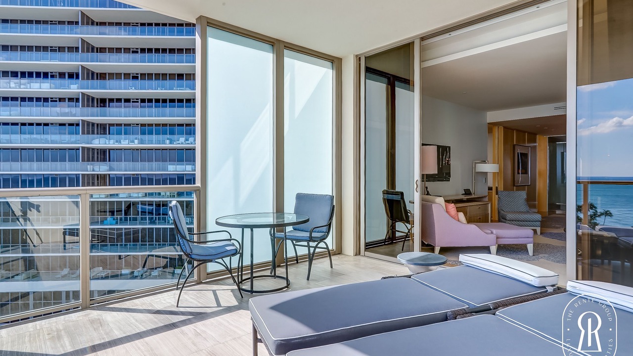 Photo of Livingroom in Bal Harbour