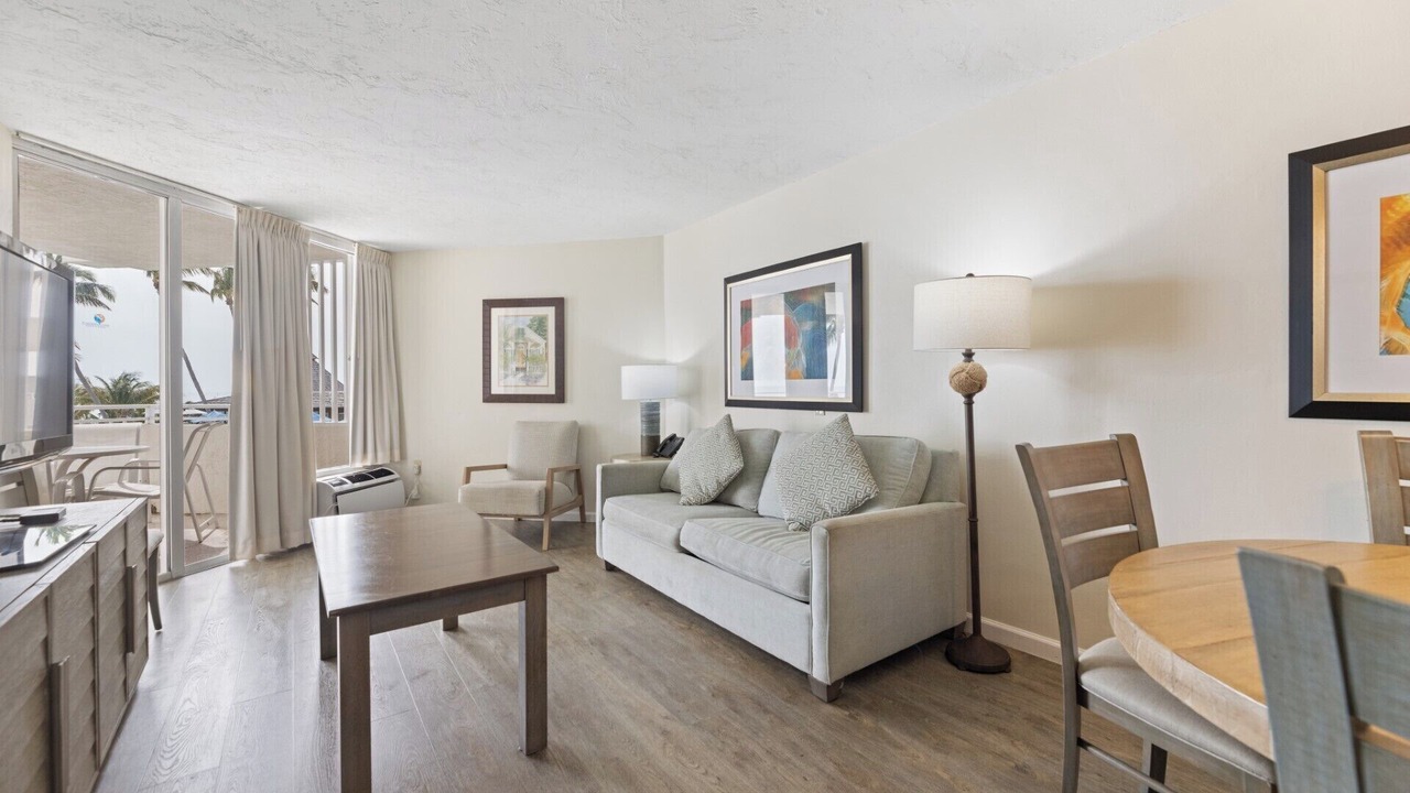 Photo of Livingroom in Lower Matecumbe Beach