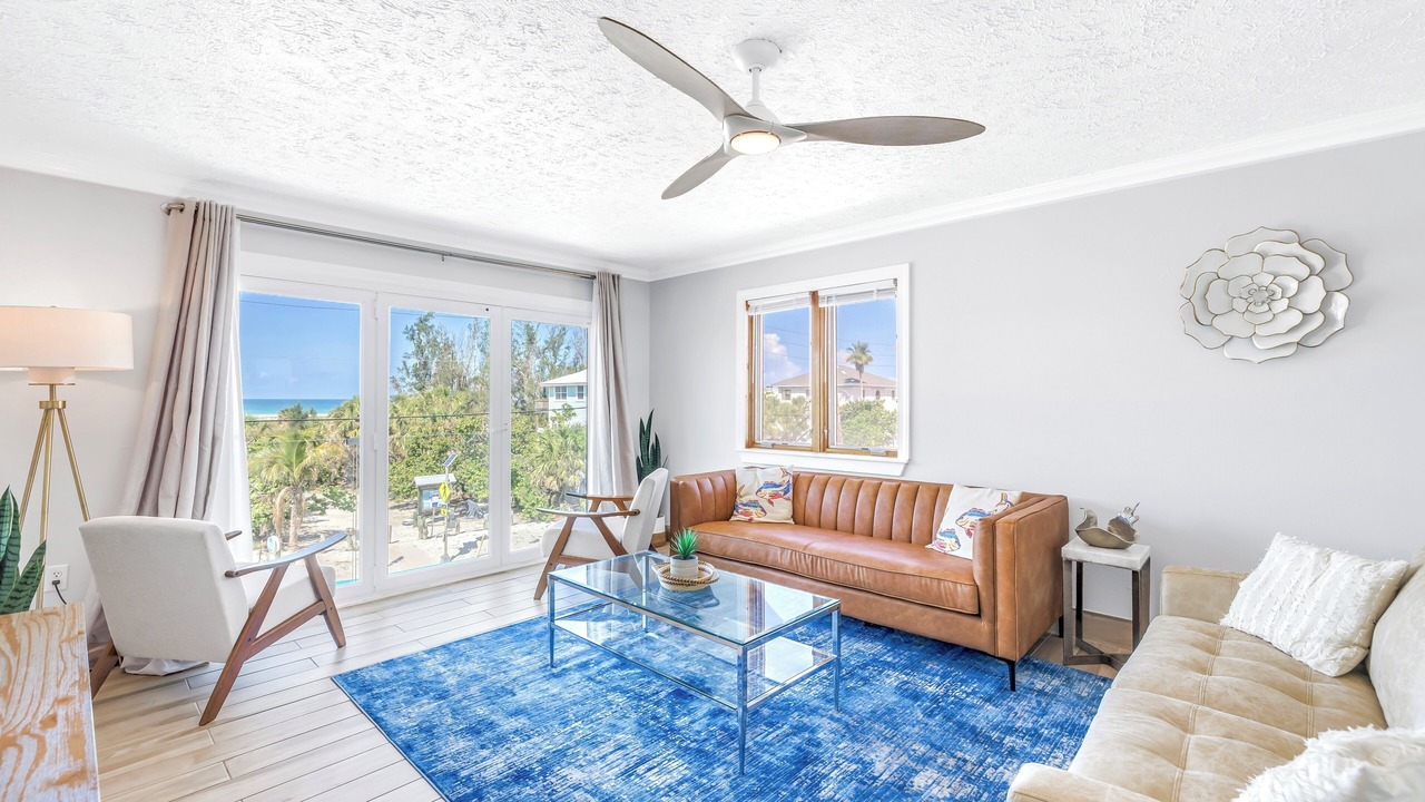 Photo of Livingroom in Siesta Key
