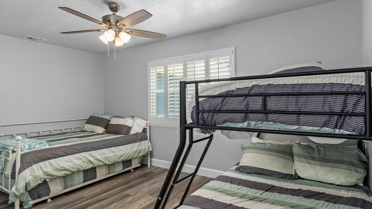 Photo of Bedroom in Springs at Kings Bay