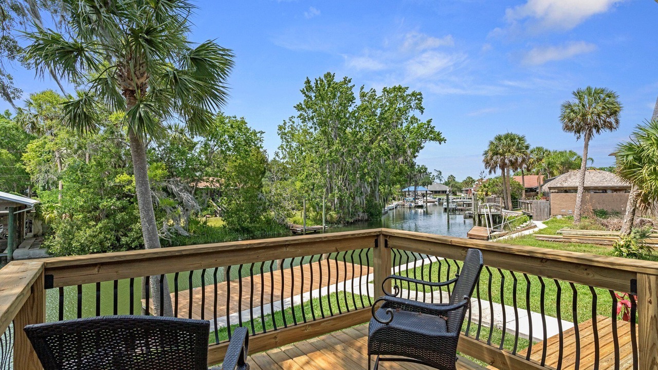 Photo of Patio Balcony in Springs at Kings Bay