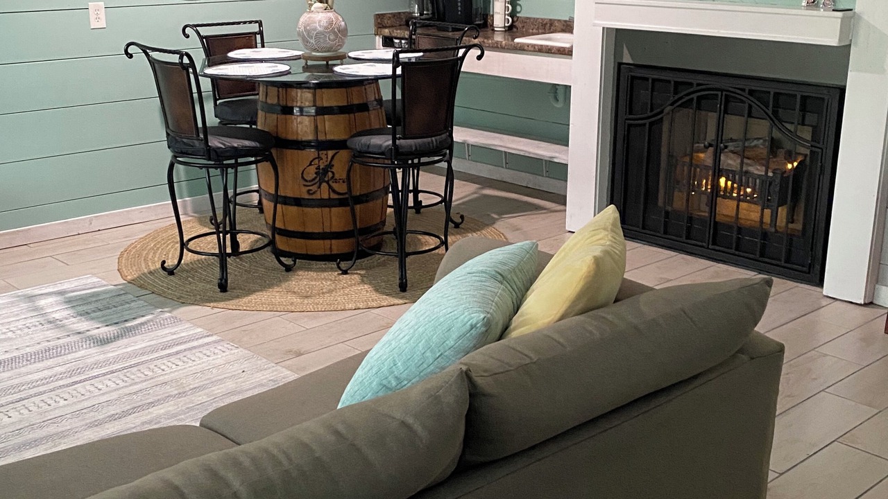 Photo of Livingroom in Carrabelle
