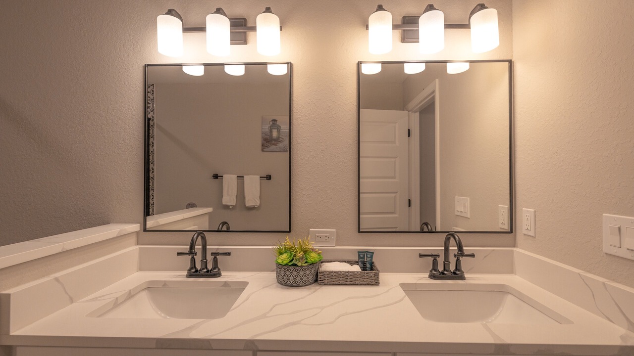 Photo of Bathroom in Lakeland