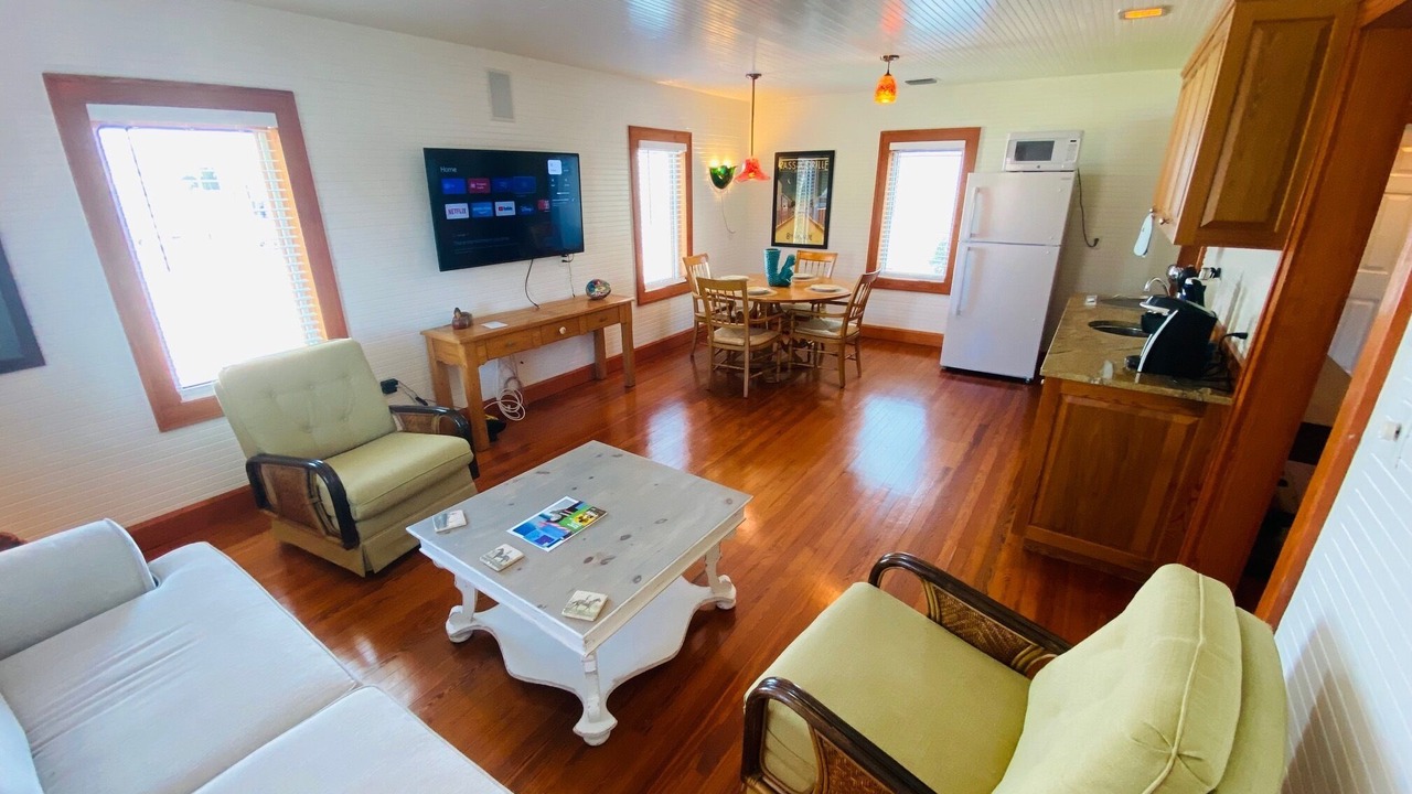 Photo of Livingroom in Pass-a-Grille Historic District