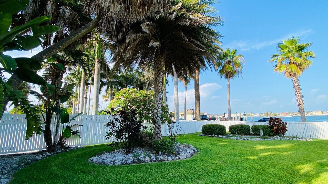 Photo of Outdoor in Pass-a-Grille Historic District