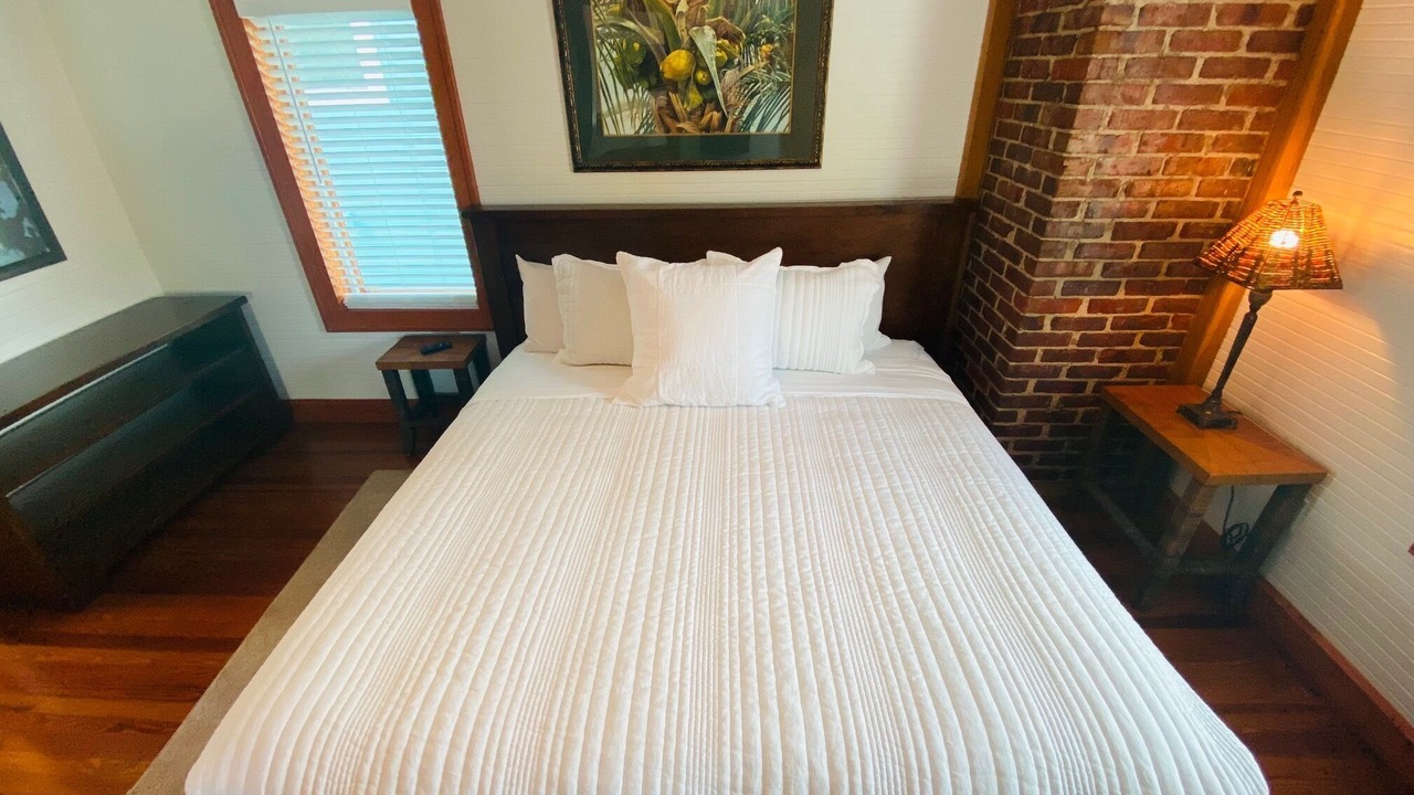 Photo of Bedroom in Pass-a-Grille Historic District