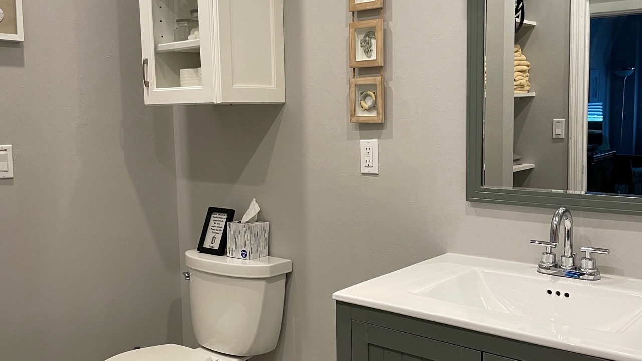 Photo of Bathroom in Naples