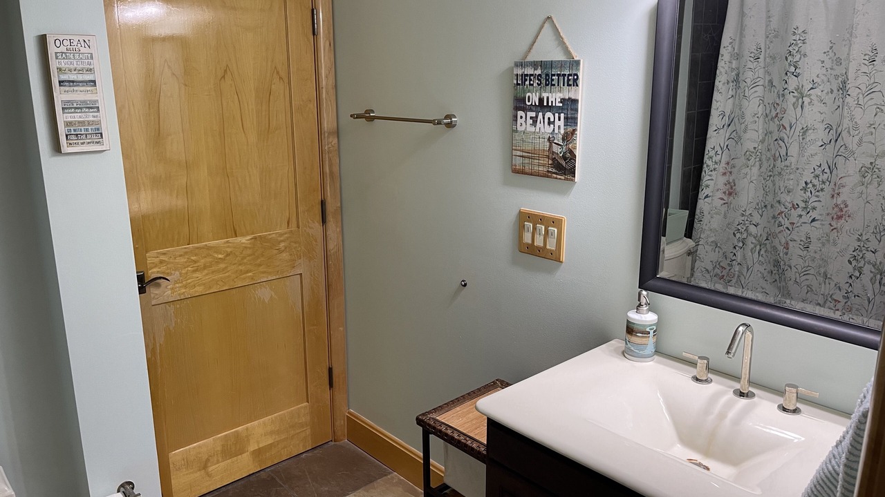 Photo of Bathroom in Safety Harbor Club