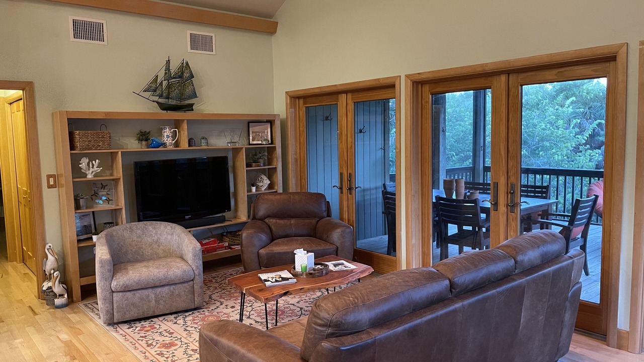 Photo of Livingroom in Safety Harbor Club