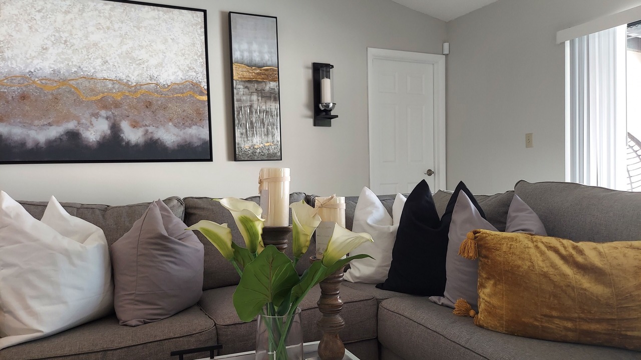 Photo of Livingroom in The Springs