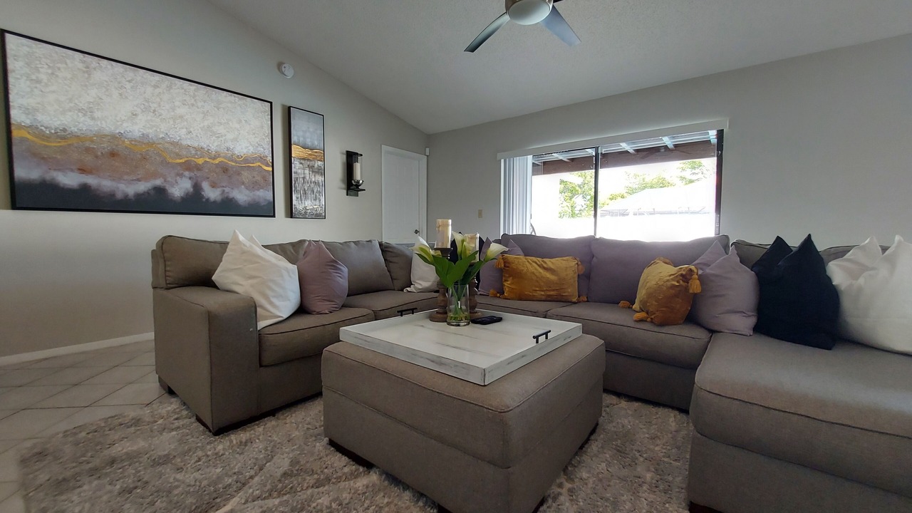 Photo of Livingroom in The Springs