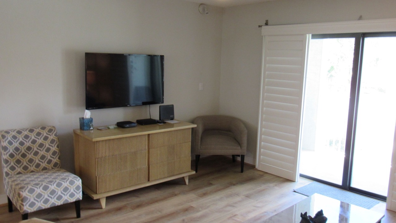 Photo of Livingroom in Ocean View Halifax Estates