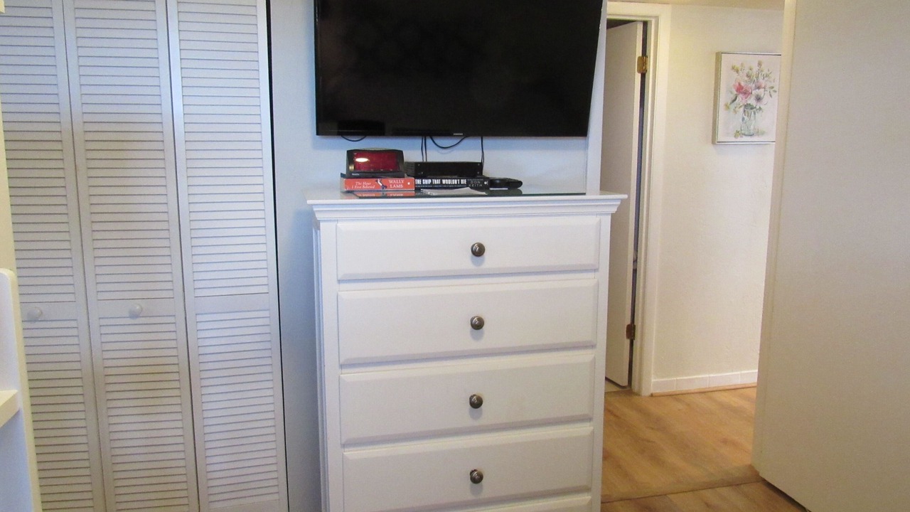 Photo of Bedroom in Ocean View Halifax Estates