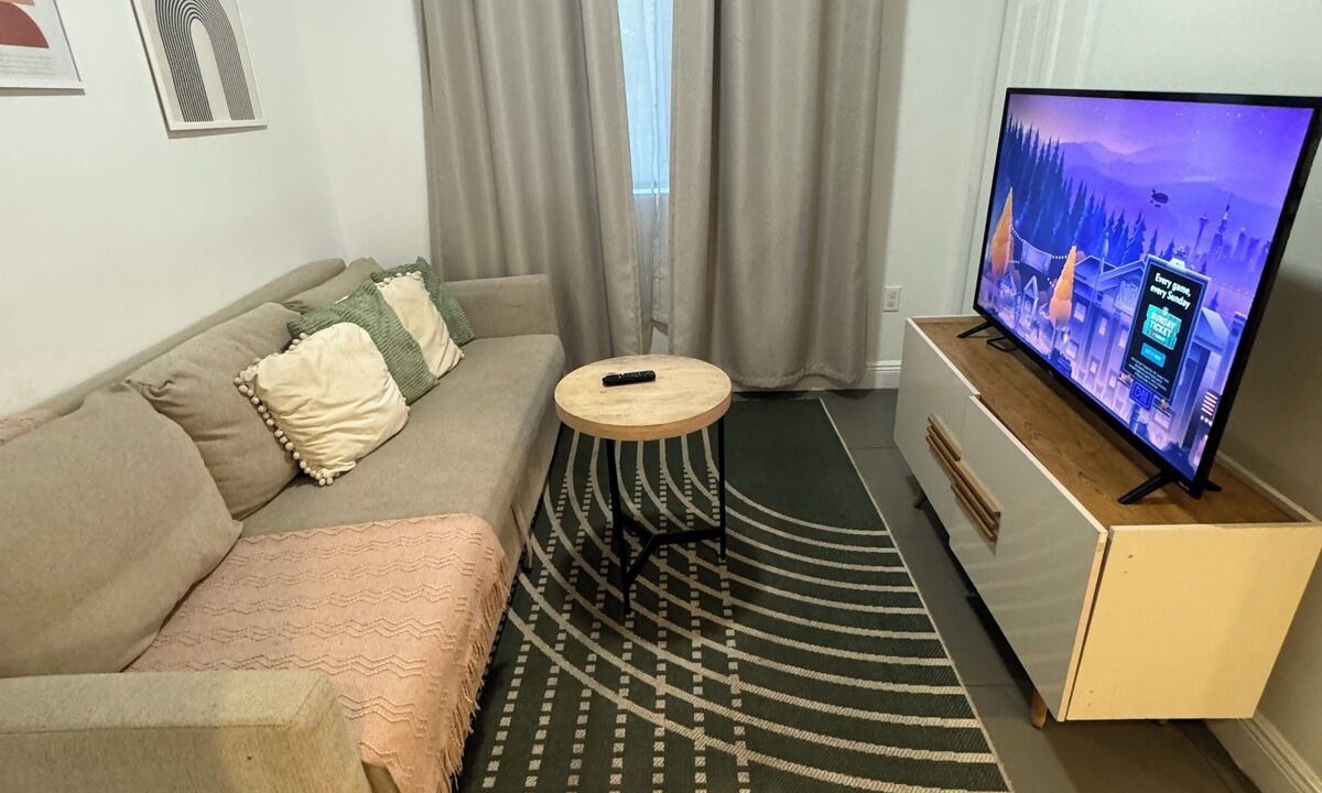 Photo of Bedroom in Allapattah