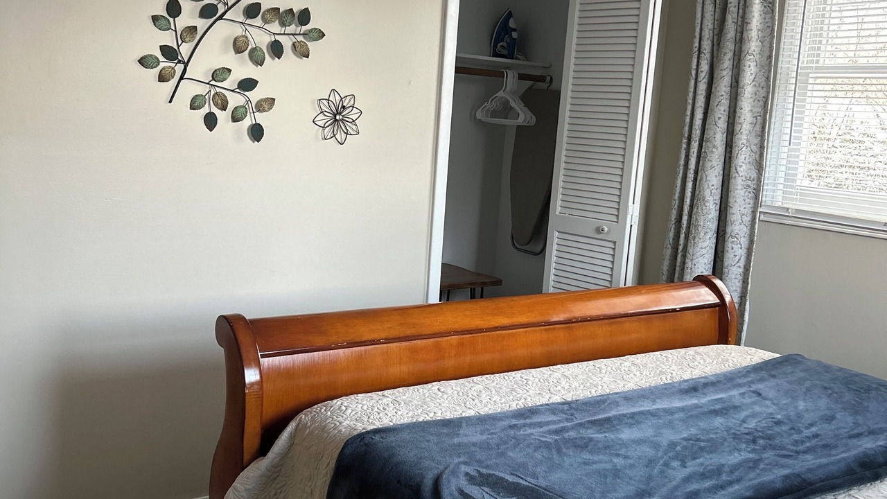 Photo of Bedroom in Crouch Crossroad