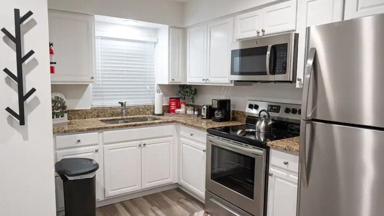 Photo of Kitchen in North Hyde Park