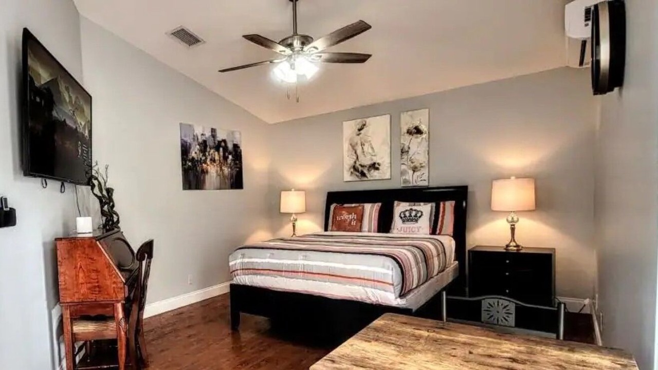 Photo of Bedroom in Westchase
