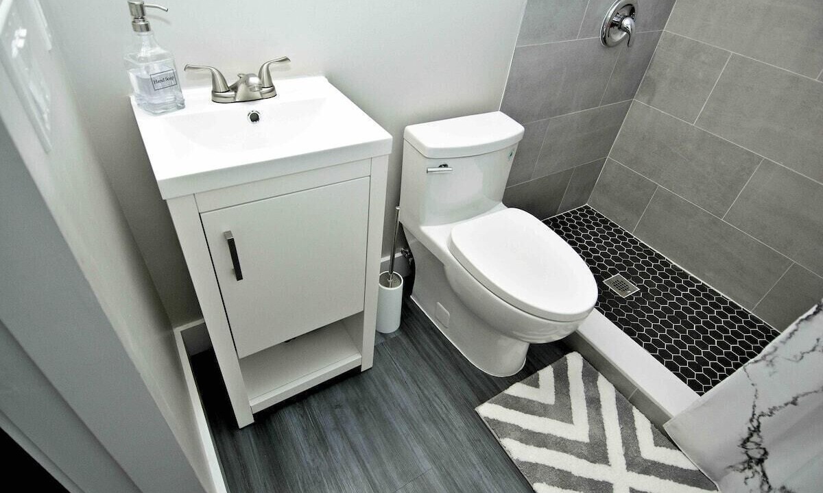 Photo of Bathroom in Mango Groves