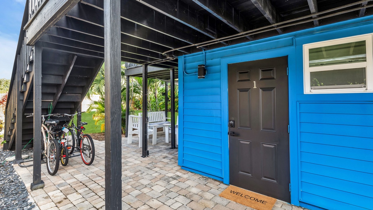 Photo of Patio Balcony in Mango Groves