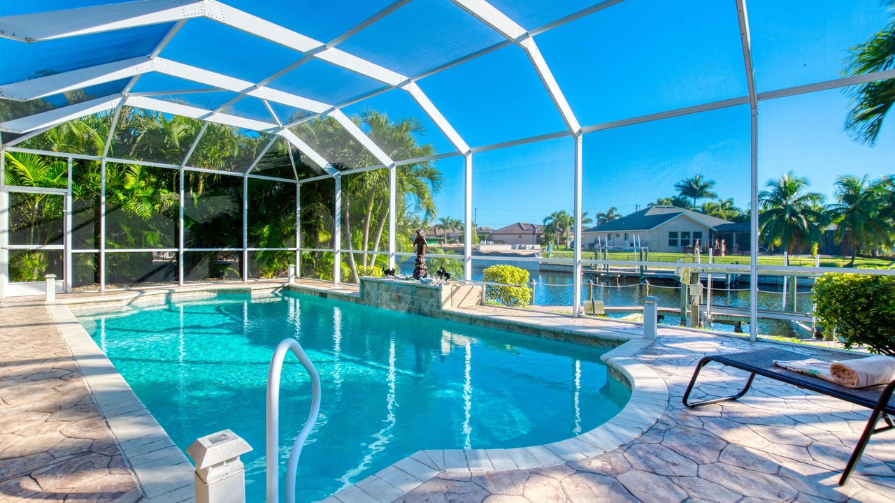 Photo of Outdoor in Pelican
