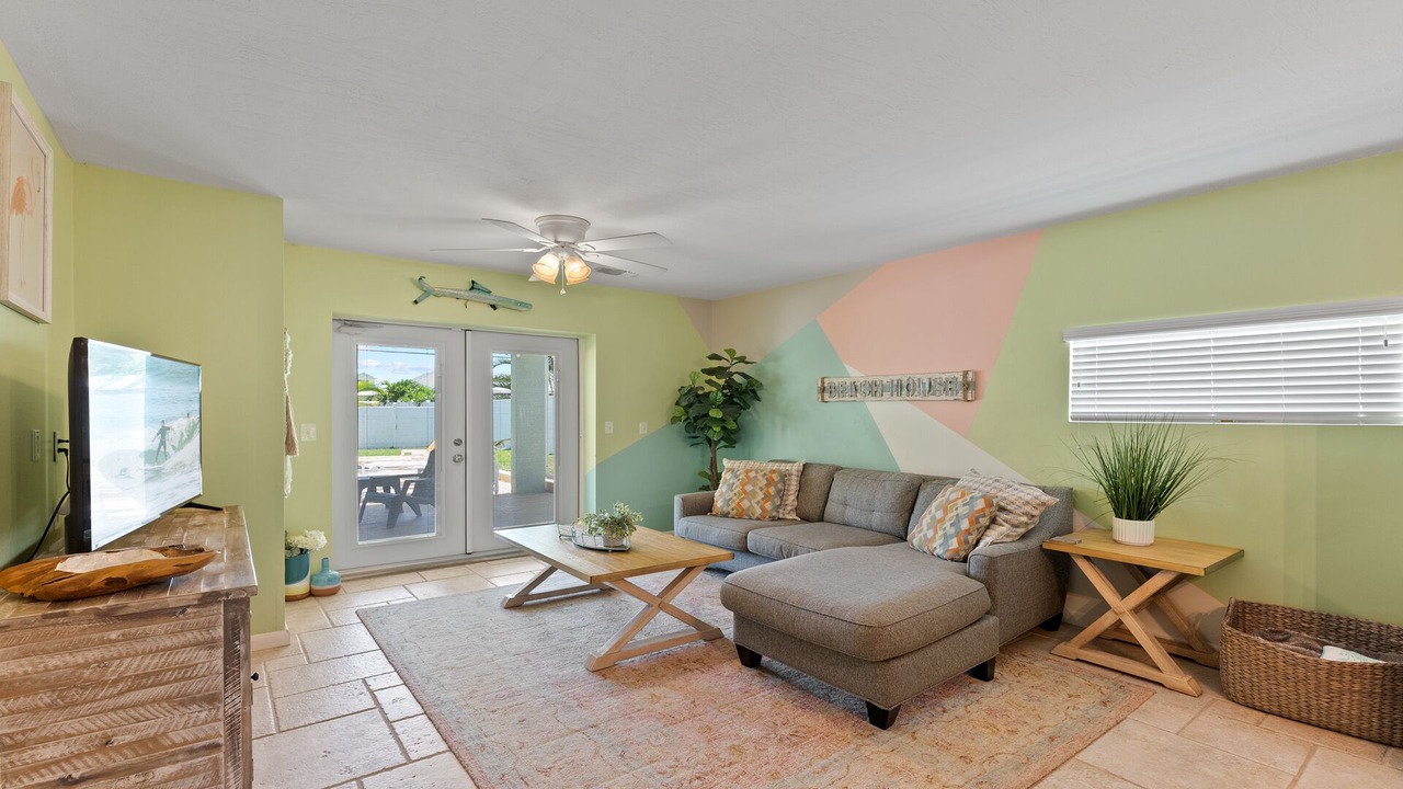 Photo of Livingroom in Cocoa Beach
