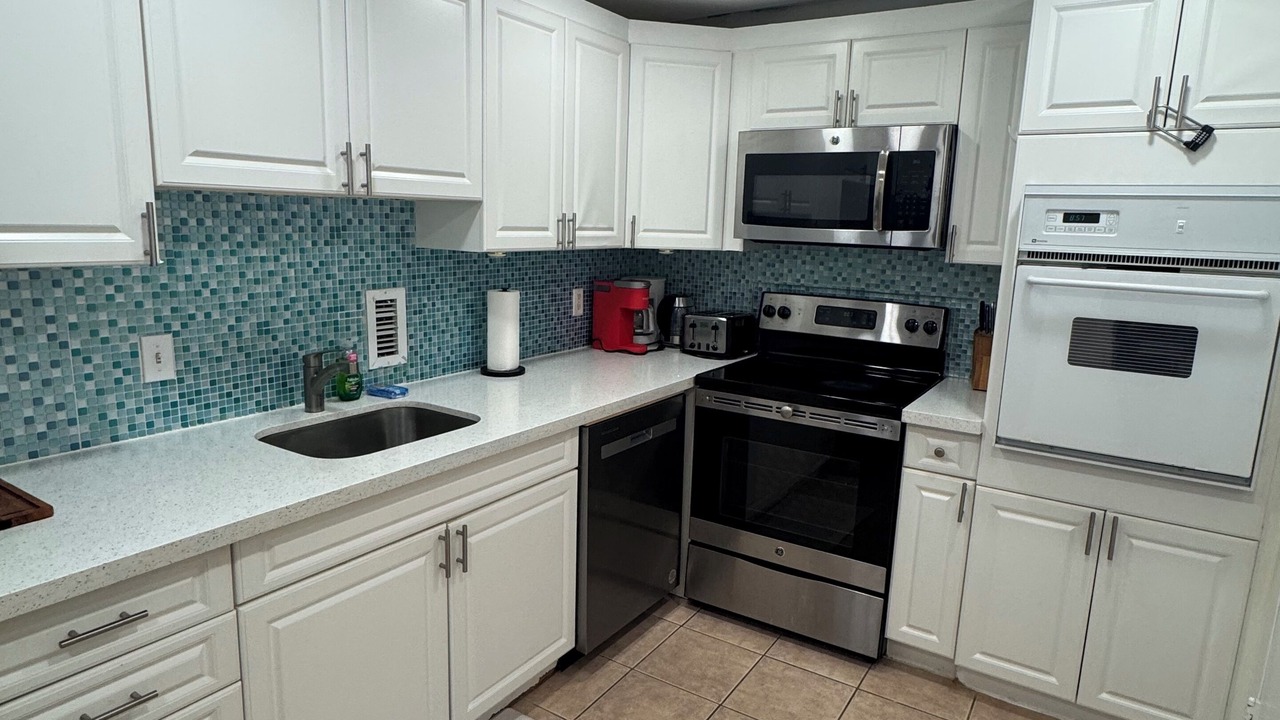 Photo of Kitchen in Hallandale Beach
