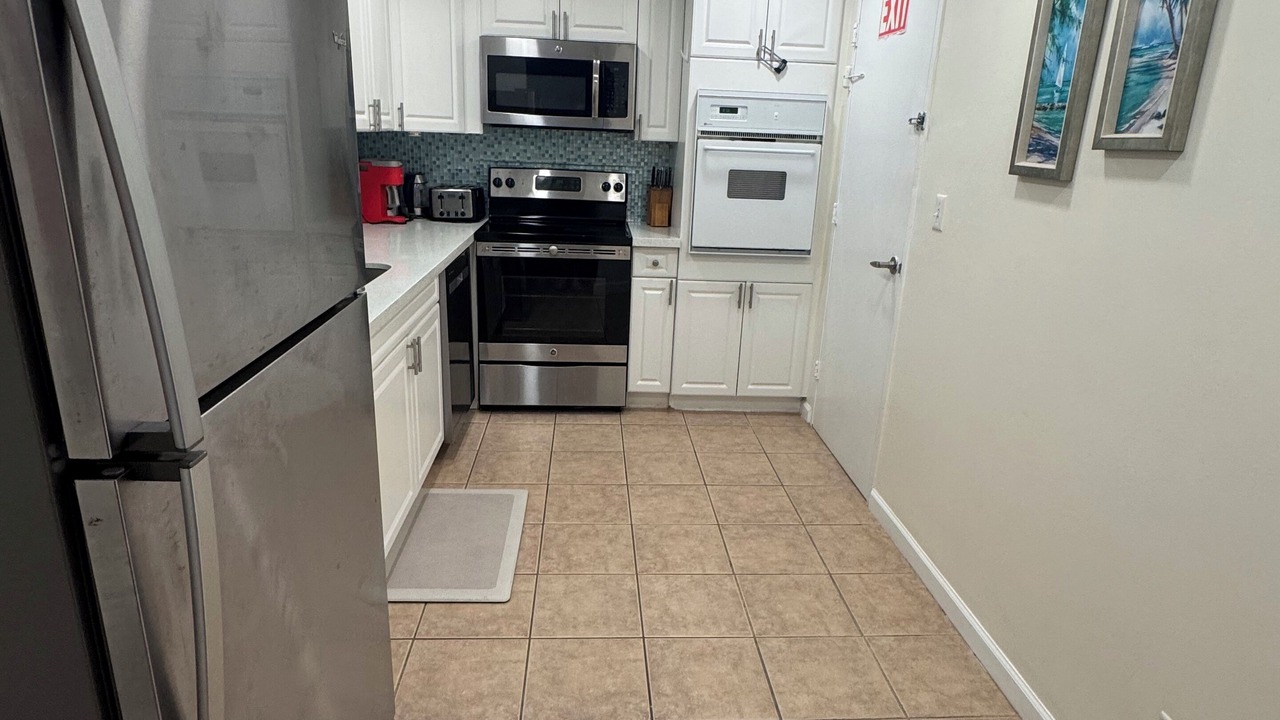 Photo of Kitchen in Hallandale Beach