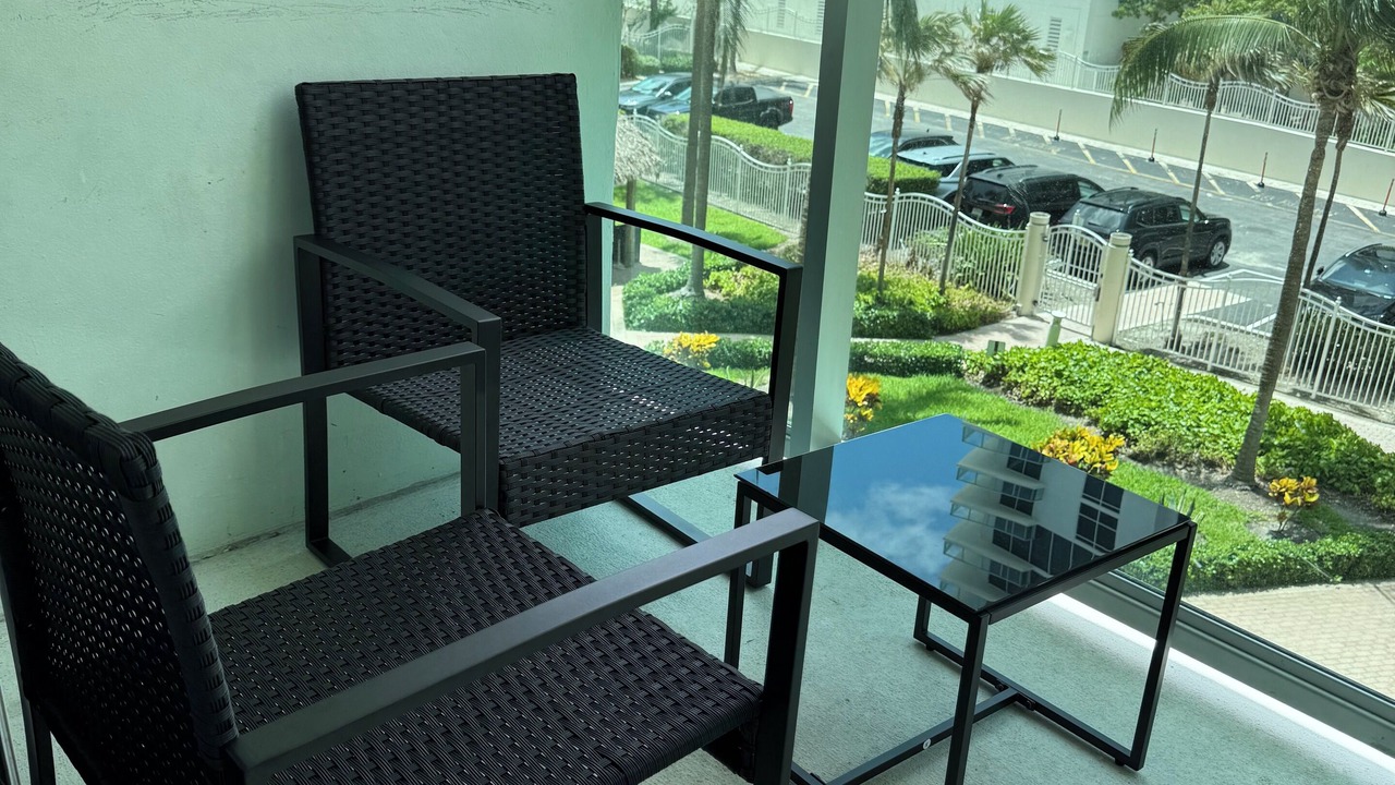 Photo of Patio Balcony in Hallandale Beach