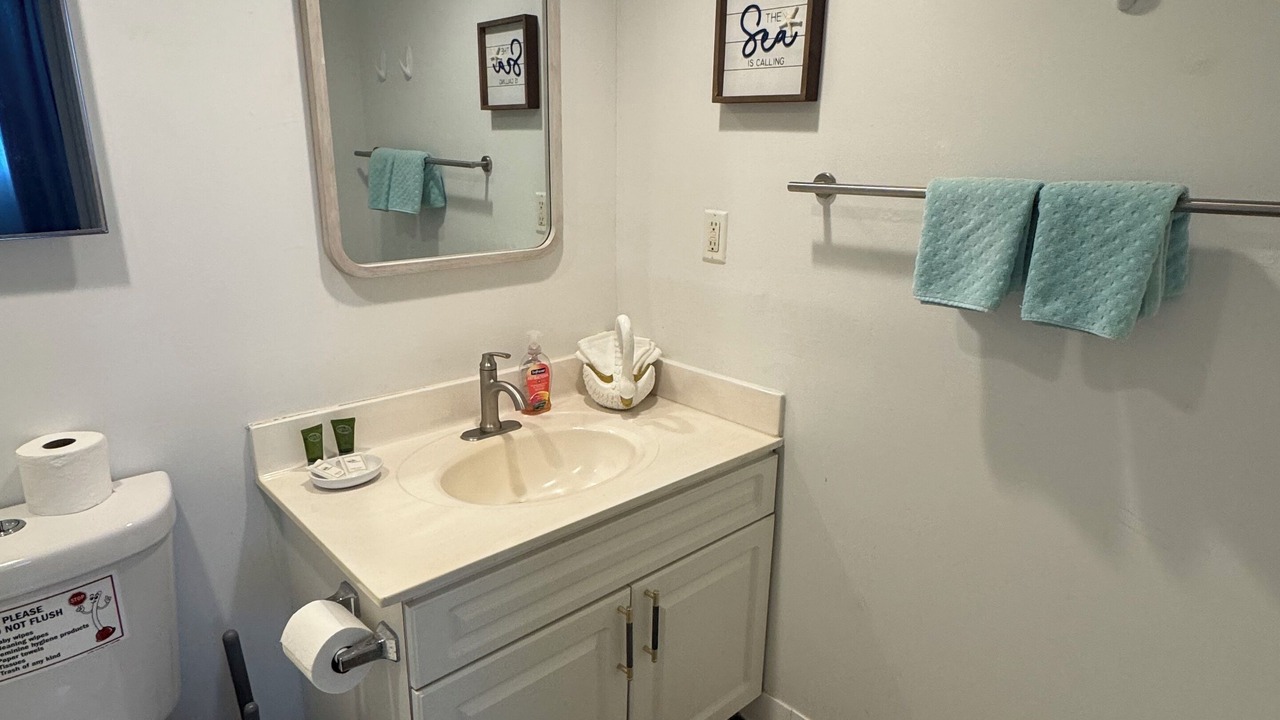 Photo of Bathroom in Hallandale Beach