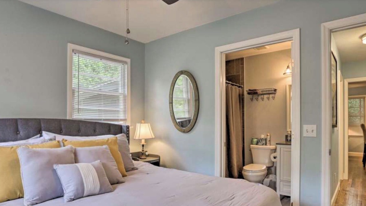 Photo of Bedroom in Tallahassee