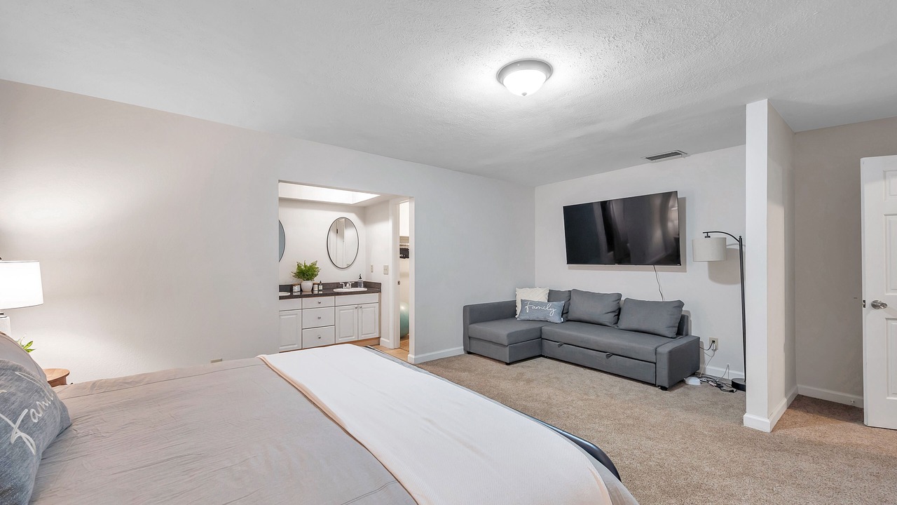 Photo of Bedroom in Seffner