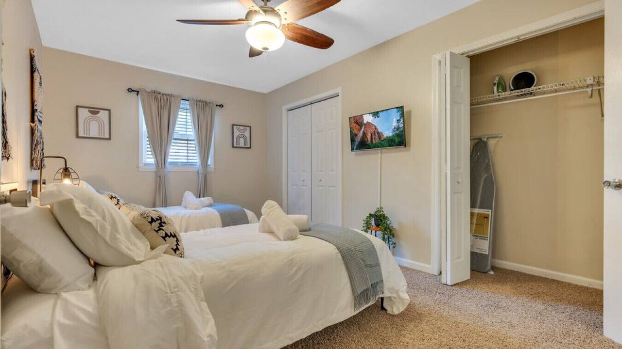 Photo of Bedroom in Stone Mountain
