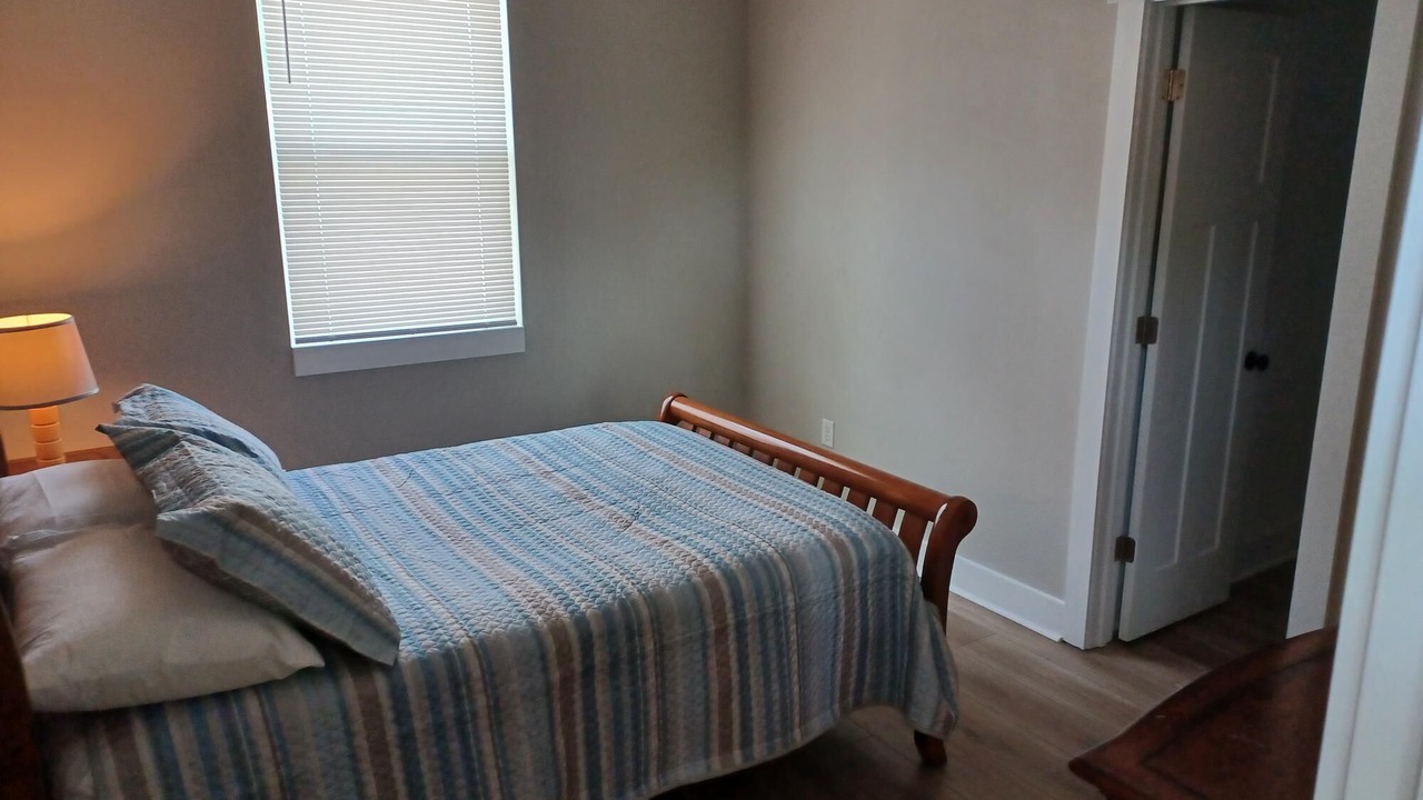 Photo of Bedroom in Longwood