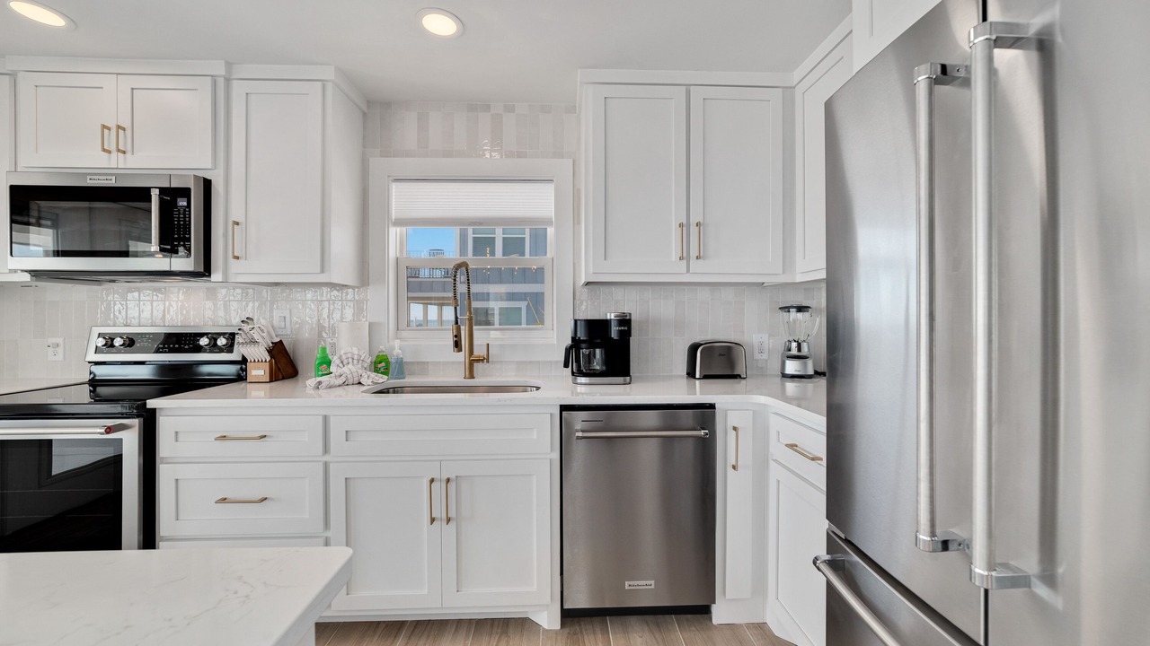 Photo of Kitchen in Surf Side Shores