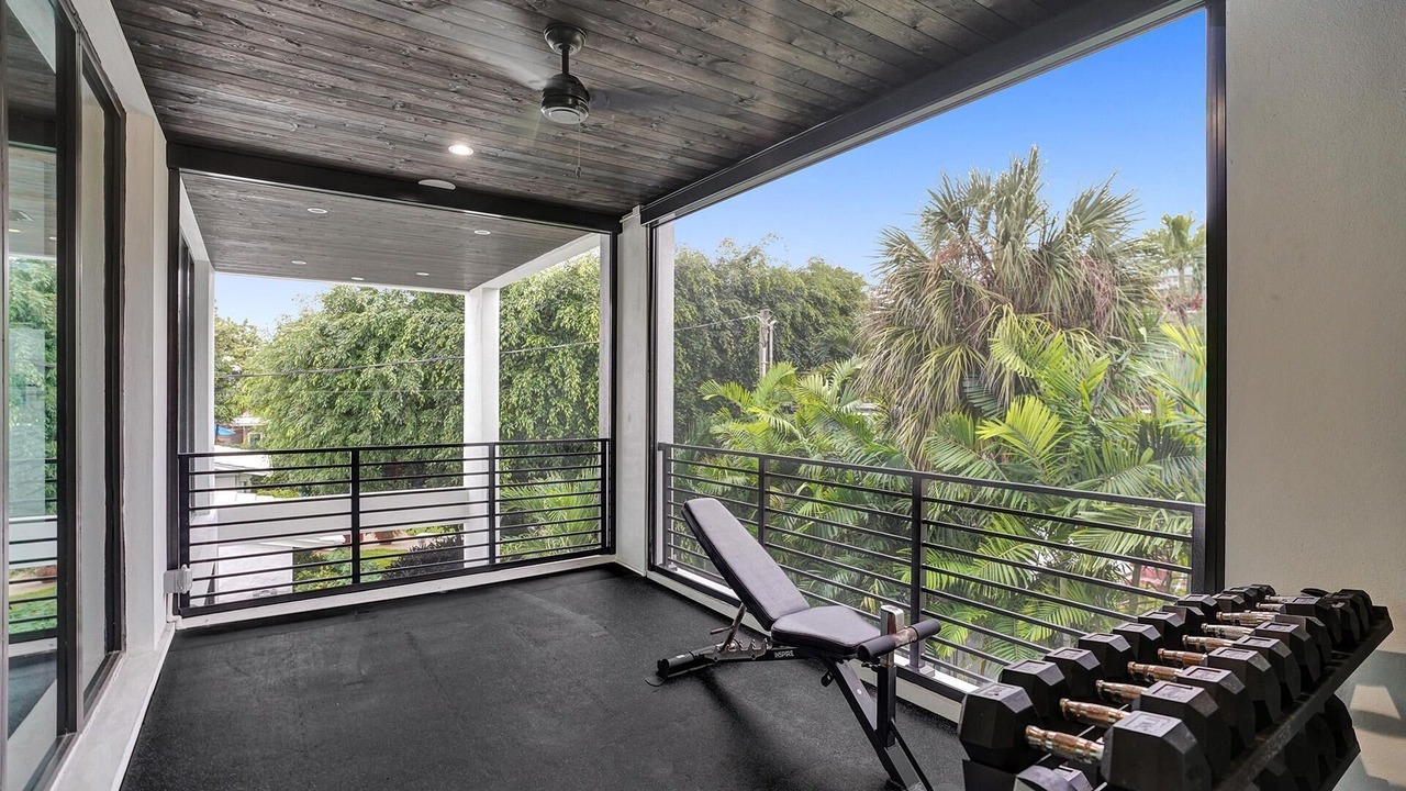 Photo of Patio Balcony in Barrier Island