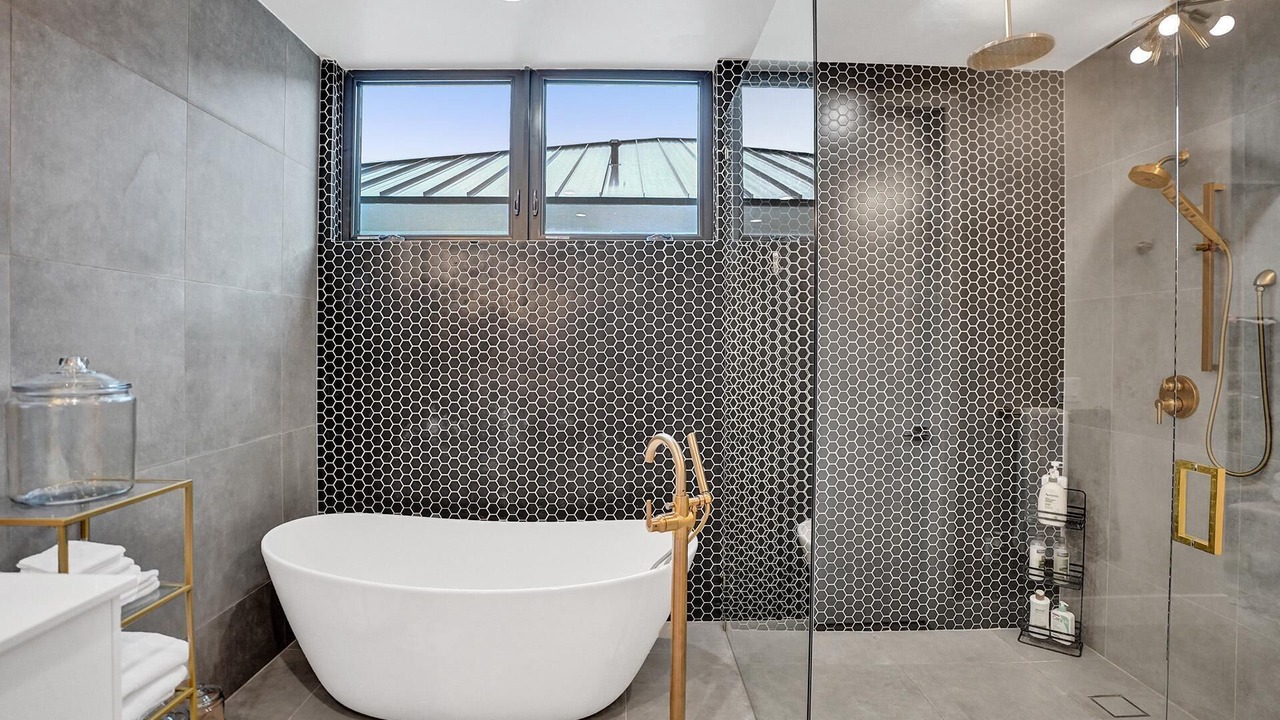 Photo of Bathroom in Barrier Island