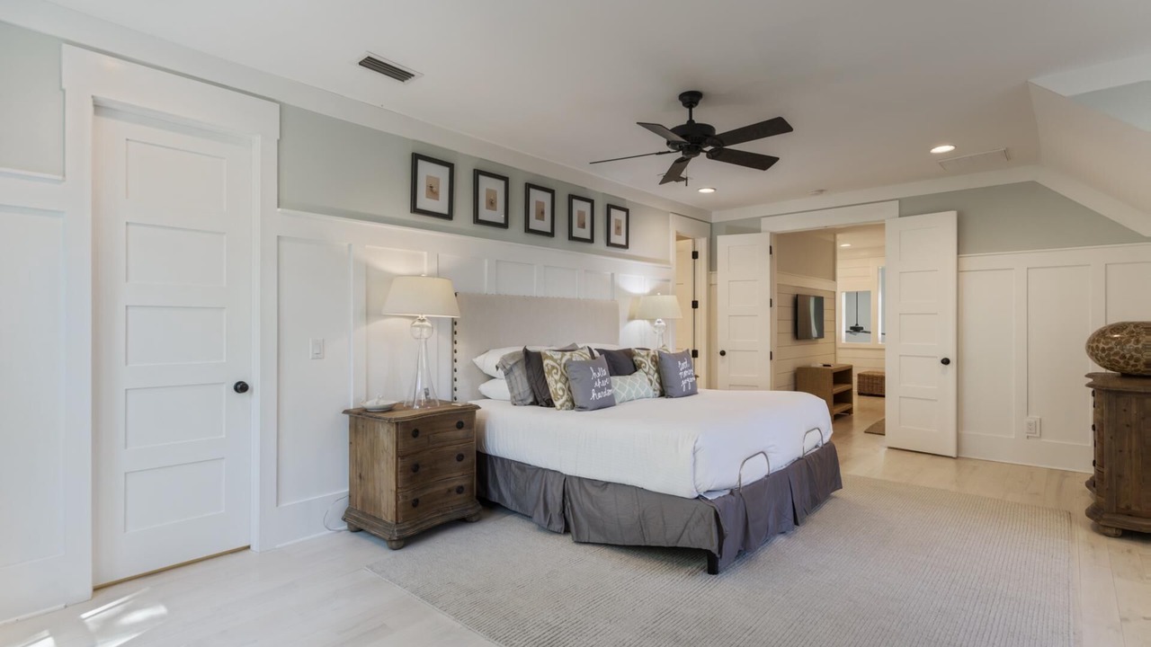 Photo of Bedroom in Forest District