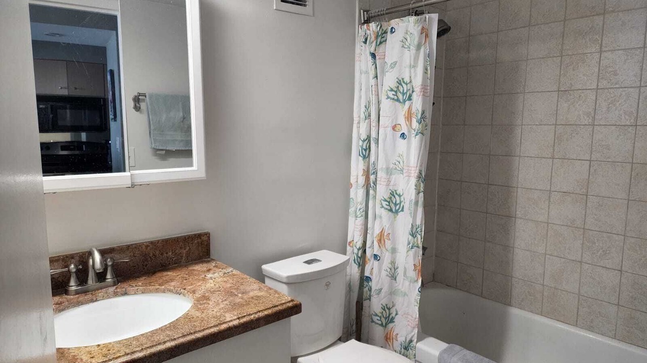 Photo of Bathroom in Surfside