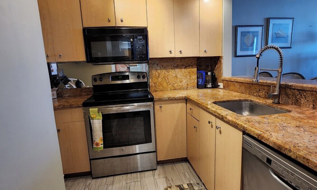 Photo of Kitchen in Surfside