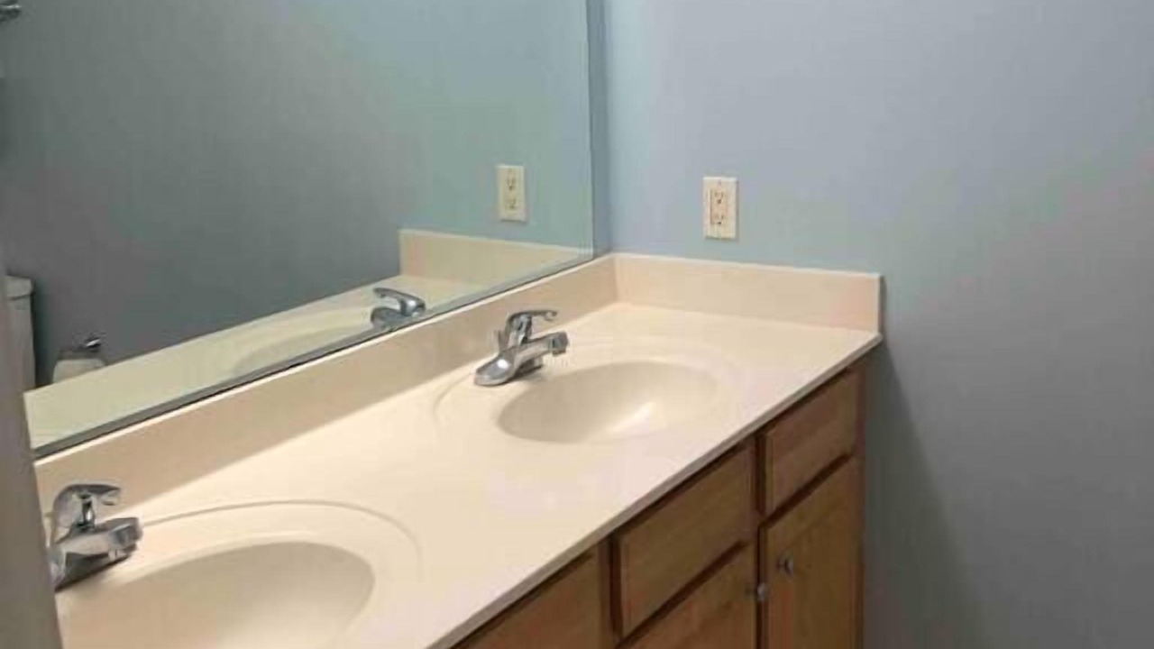 Photo of Bathroom in Waterside Village