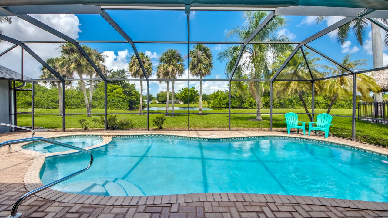 Photo of Outdoor in Lochmoor Waterway Estates