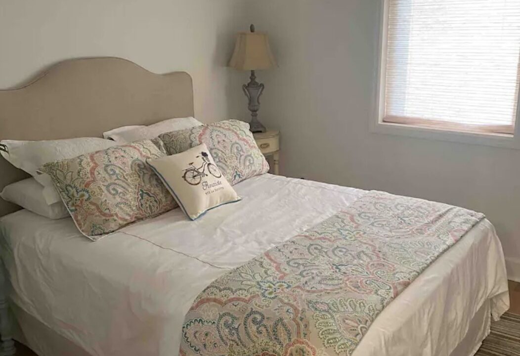 Photo of Bedroom in Panacea