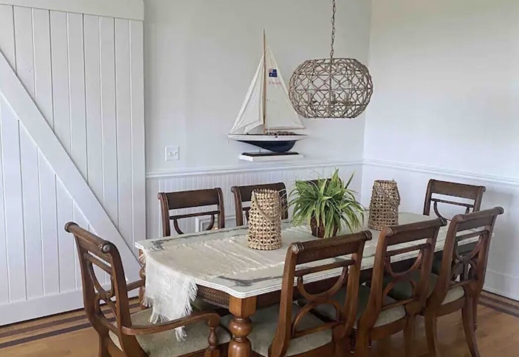 Photo of Livingroom in Panacea