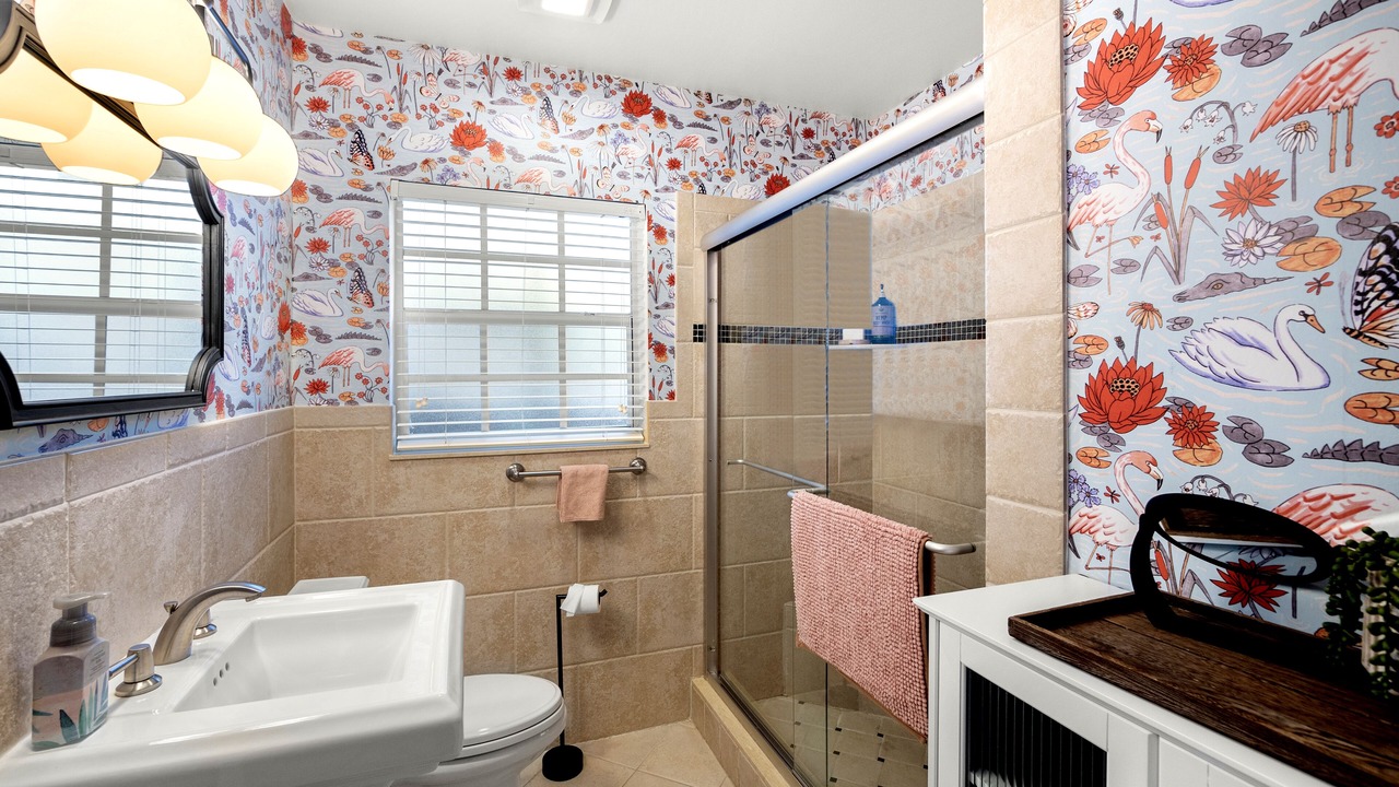 Photo of Bathroom in Parrot Cove