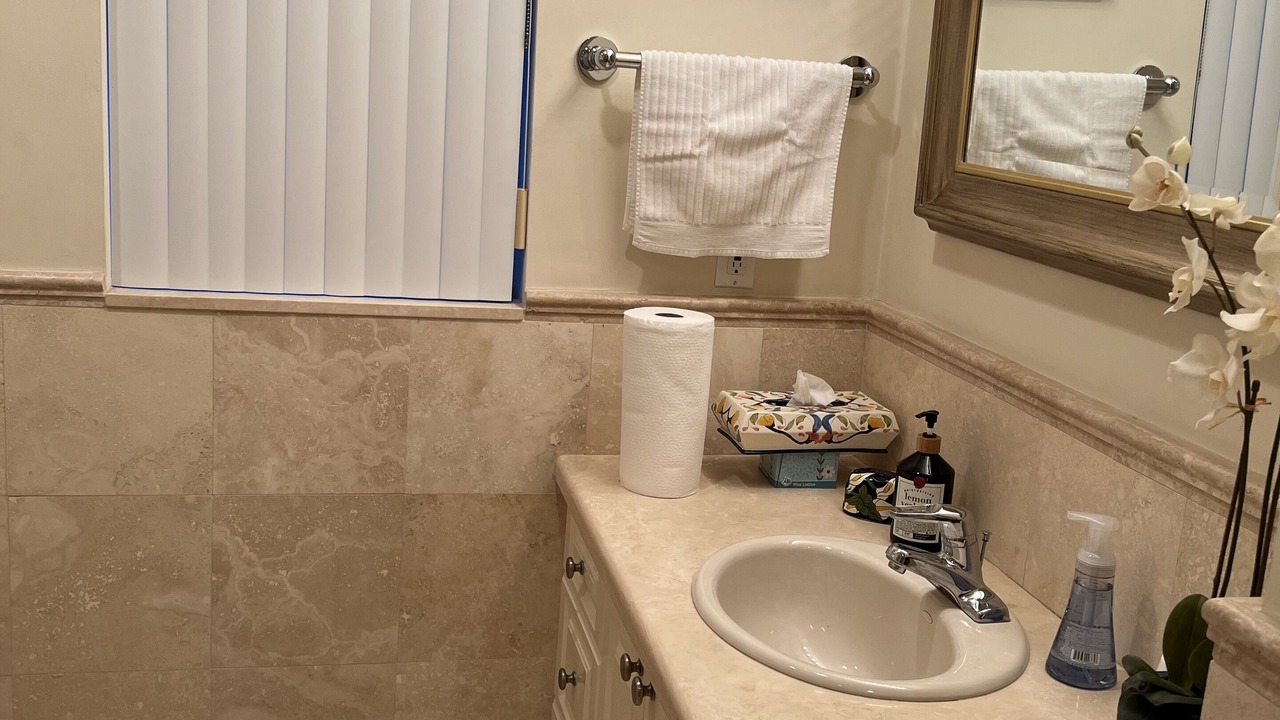 Photo of Bathroom in Harbor Beach