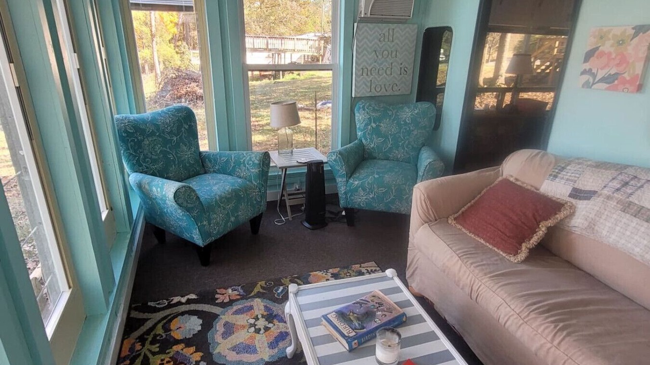Photo of Livingroom in Lincoln