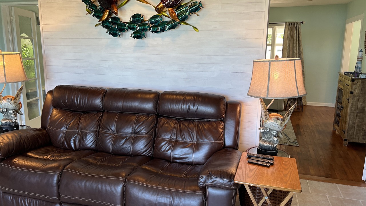 Photo of Livingroom in Harbor Oaks