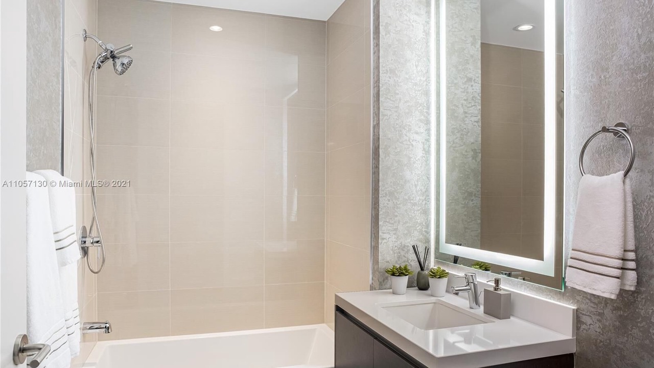 Photo of Bathroom in Downtown Miami