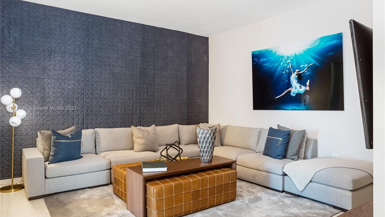 Photo of Livingroom in Downtown Miami