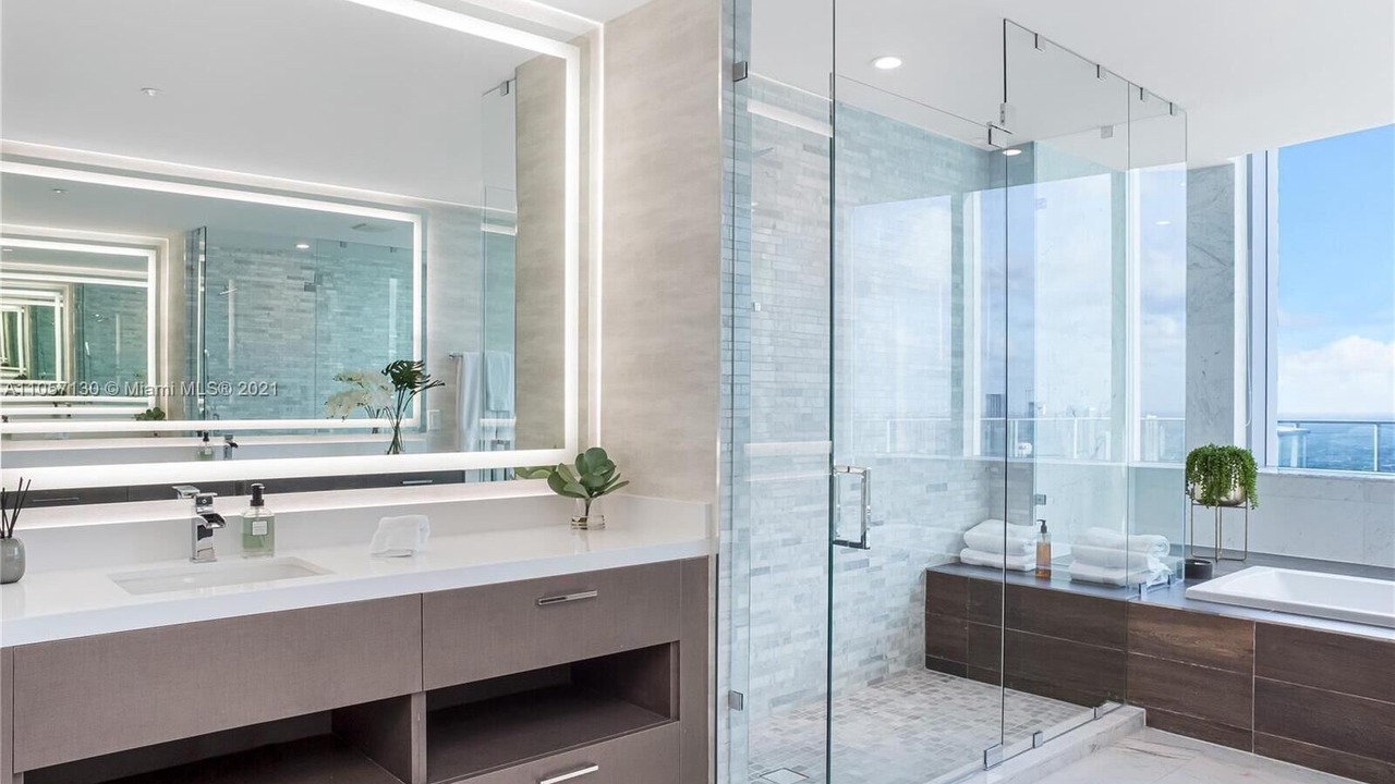Photo of Bathroom in Downtown Miami